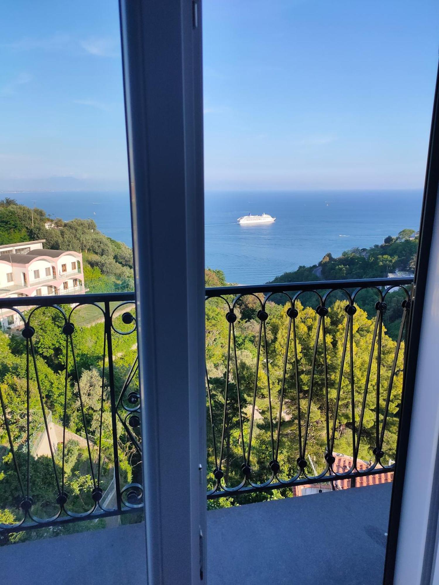 B&B Casa Martino Sea View В'єтрі Екстер'єр фото
